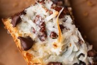 7-Layer Magic Cookie Bars Recipe: Simple Crowd-Pleaser