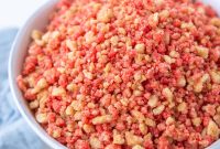 Crunchy Strawberry Dessert Recipe: Layered Strawberry Crunch
