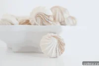 Mocha Meringue Cookies Recipe: Crisp Coffee Meringue Bites