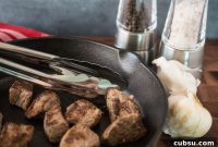 Sriracha Mayo Steak Bites from a Cast Iron Skillet