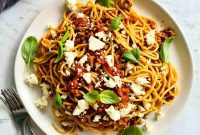Hearty Beef and Lentil Bolognese Recipe for Weeknight Dinner