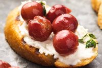 Roasted Grapes Recipe: Sweet Caramelized Grapes for Savory Dishes
