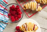 Razzleberry Crescent Rolls: Flaky Fruit-Filled Pastries Tutorial