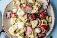 Tortellini Caprese Salad with Cherry Tomatoes & Fresh Basil