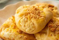 Crispy Chicken Roll-Ups with Garlic Herb Filling