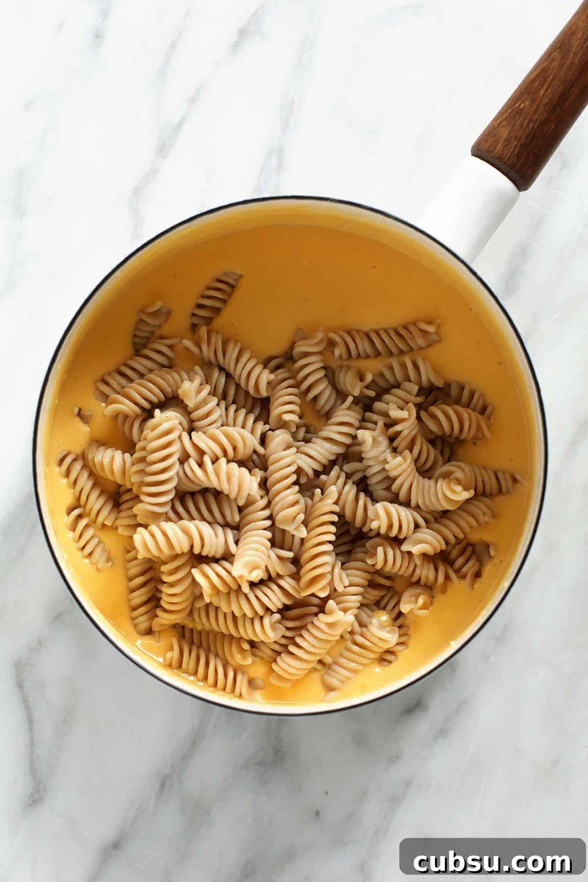 Noodles in a cheese sauce.