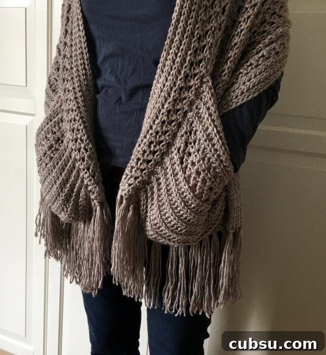 Boho Beaded Crochet Scarf Shawl with Pockets Tutorial 12 img 156497 11