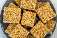 5-Ingredient Rice Krispie Treats Made Without Marshmallows