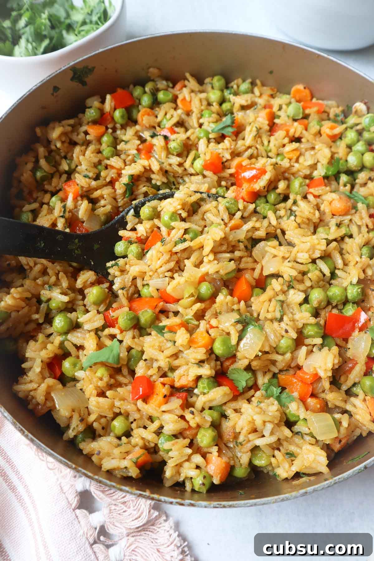 Green Curry Fried Rice Recipe: Authentic Thai Flavor in 30 Minutes 6 green curry fried rice in a large skillet with carrots, peas, and pepper