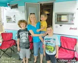20+ Fun Camping Snacks and Meals Kids Will Love 20 Vintage camper