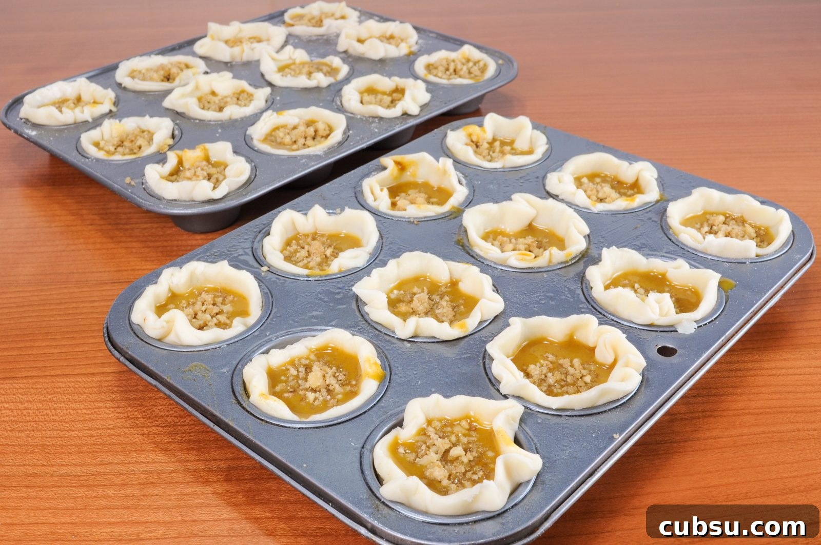 Mini Pumpkin Tartlets with Homemade Cinnamon Whipped Cream