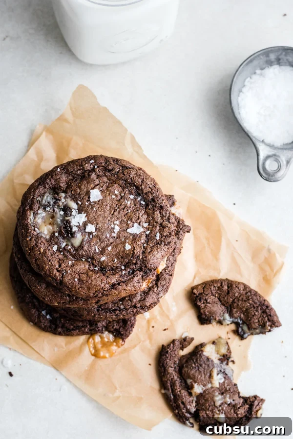 Caramel-Stuffed Chocolate Cookies Caramel-Stuffed Chocolate Cookies