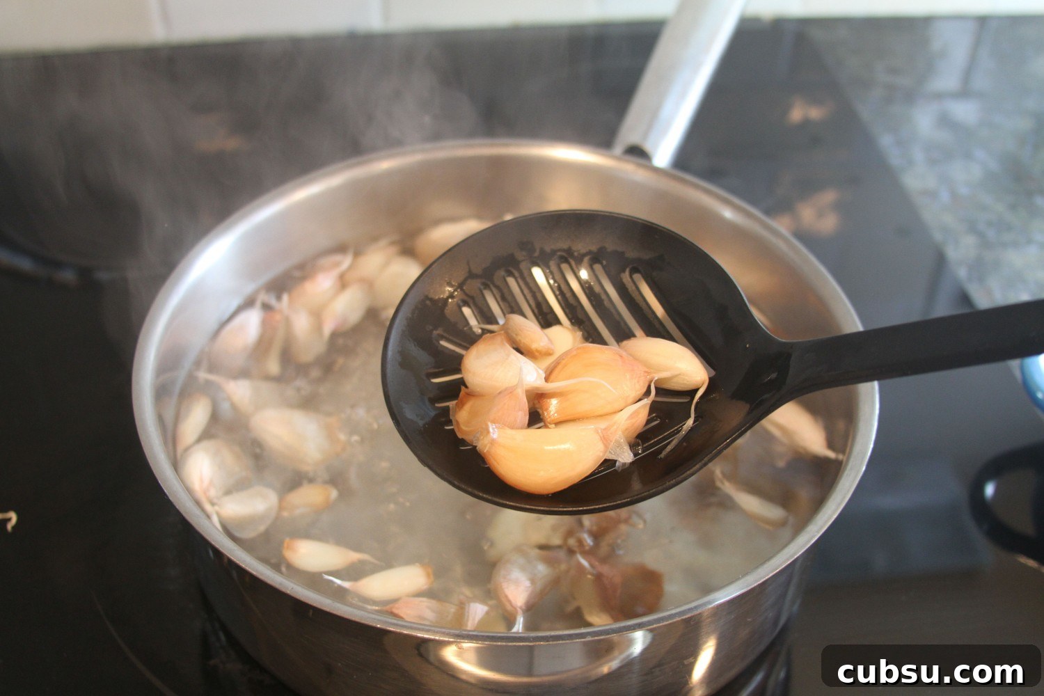 Boiled garlic Boiled garlic