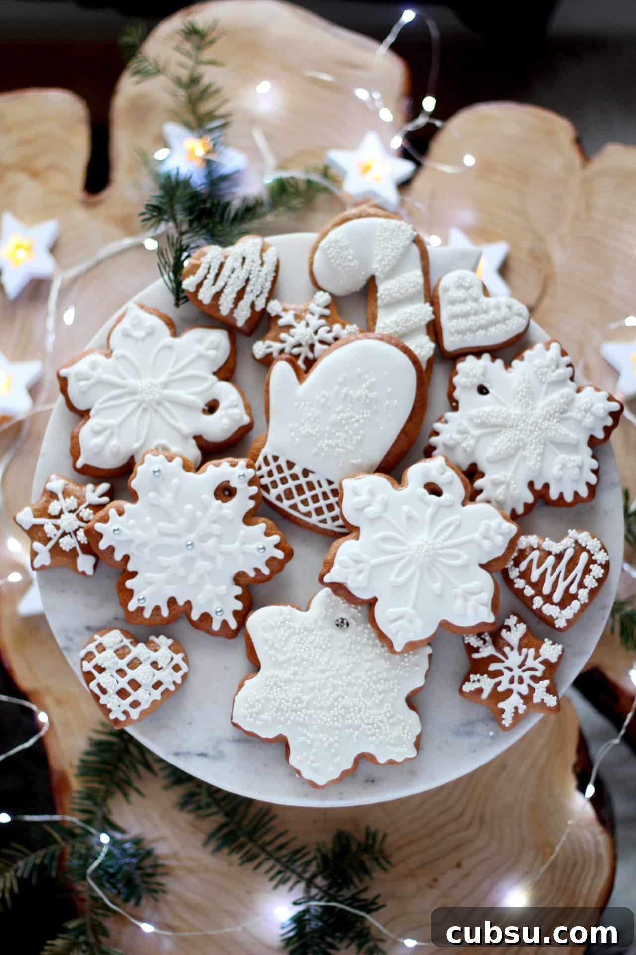 Gingerbread Soft Cookies (Perníčky) – Traditional Czech Recipe 10 icing for gingerbread cookies and decorated gingerbread cookies