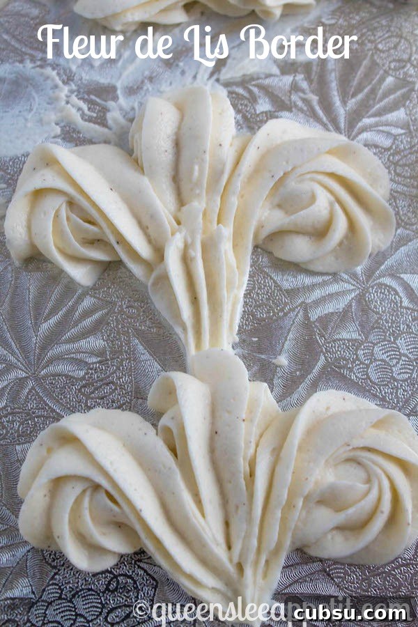 Fleur de lis border example