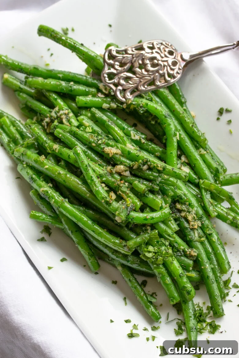Crispy Pan-Fried Green Beans with Garlic and Lemon Zest 2 pan fried green beans